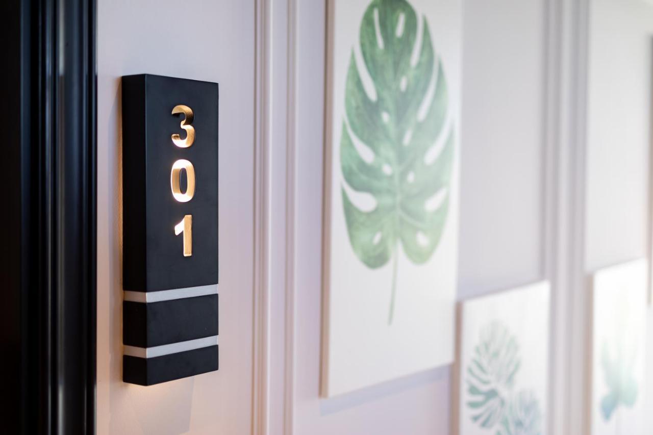 Hotel Motif *